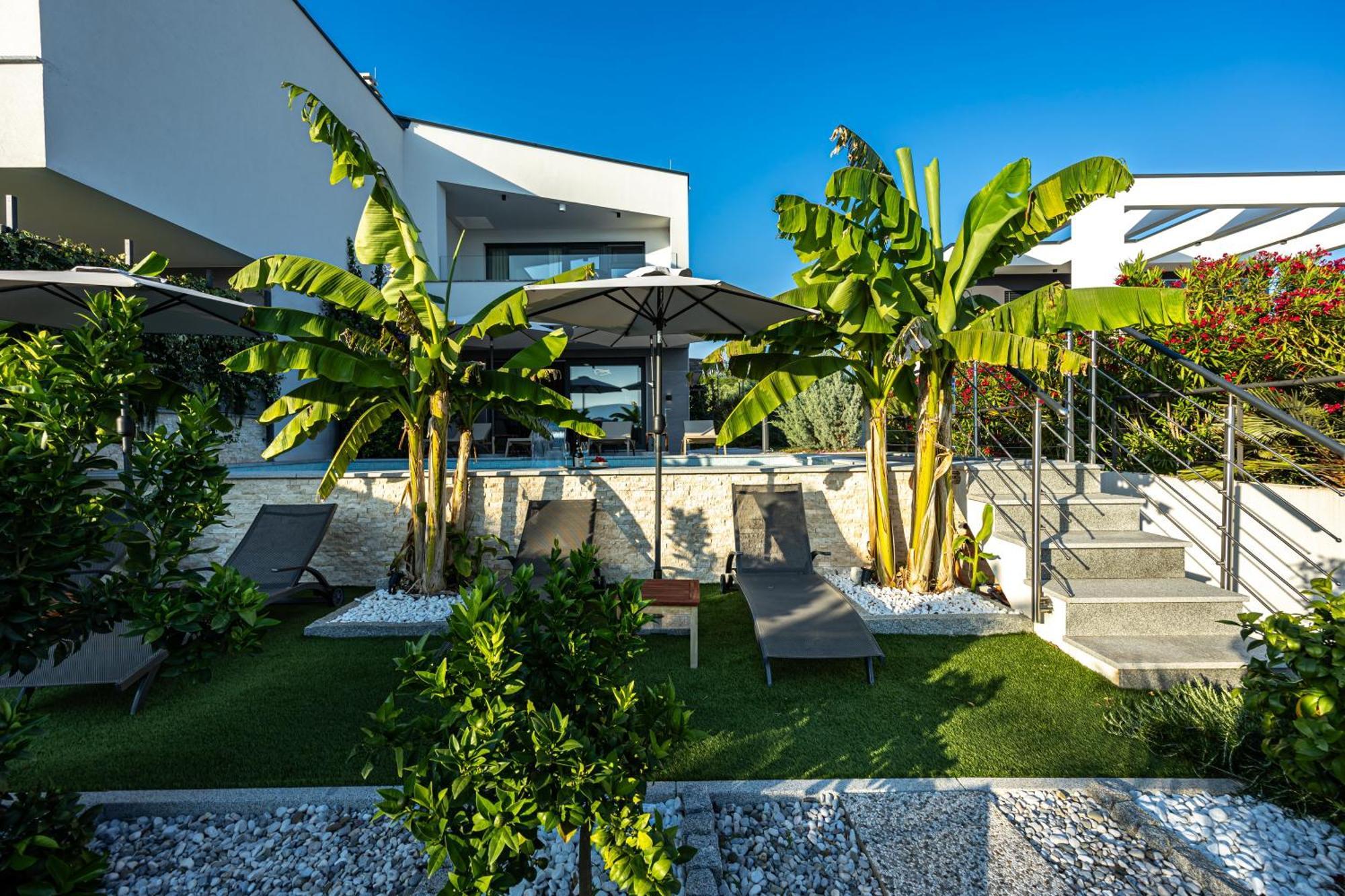 Luxury Villas White Sails Pinezići Eksteriør bilde