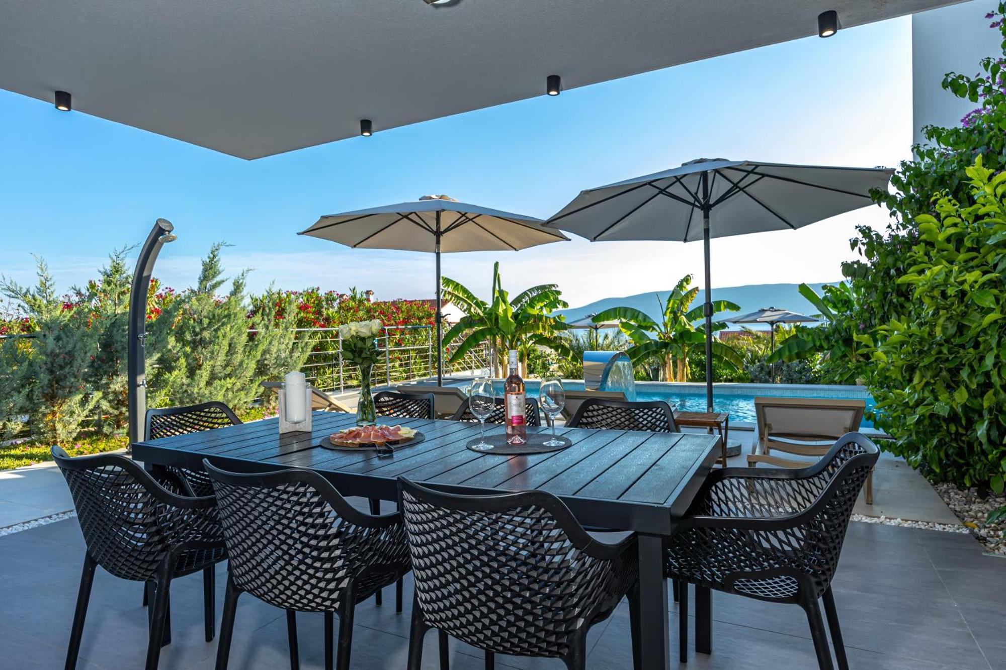 Luxury Villas White Sails Pinezići Eksteriør bilde